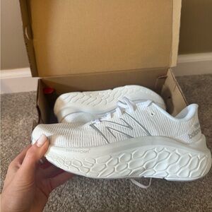 New Balance White Women's Sneakers